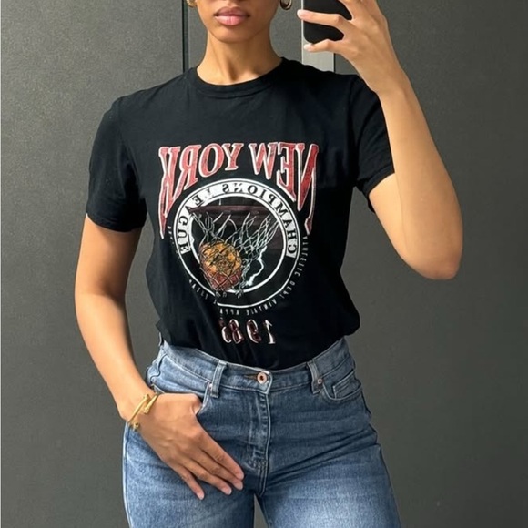 Nasty Gal Black Graphic Tee - Picture 1 of 4